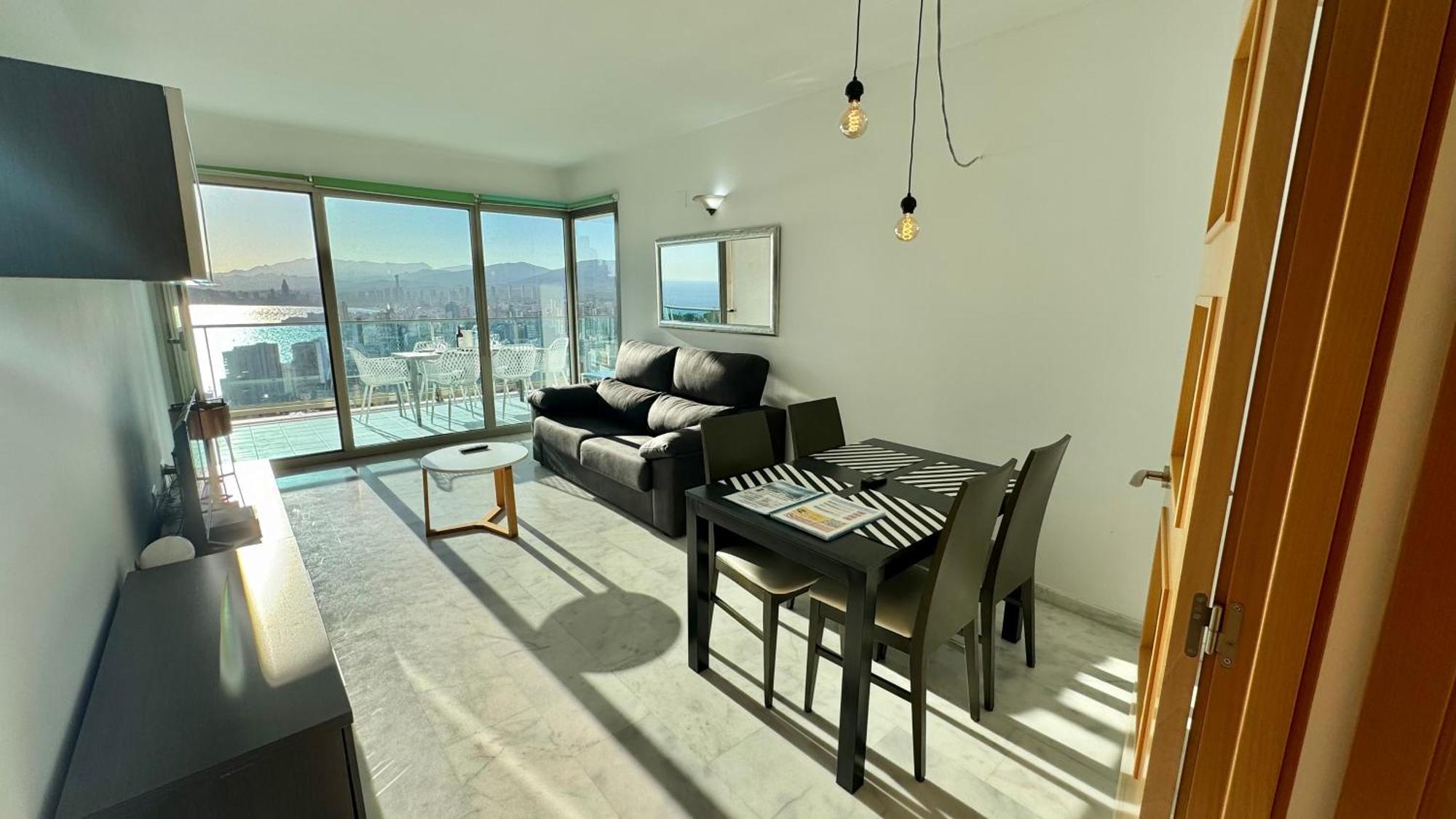 Highrise Apartment With Stunning Views From Private Balcony 85 Benidorm Eksteriør bilde
